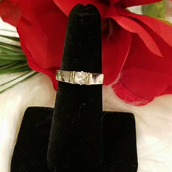 No Brand Jewelry - **SALE**BUNDLE** Clear Stone Ring NWOT